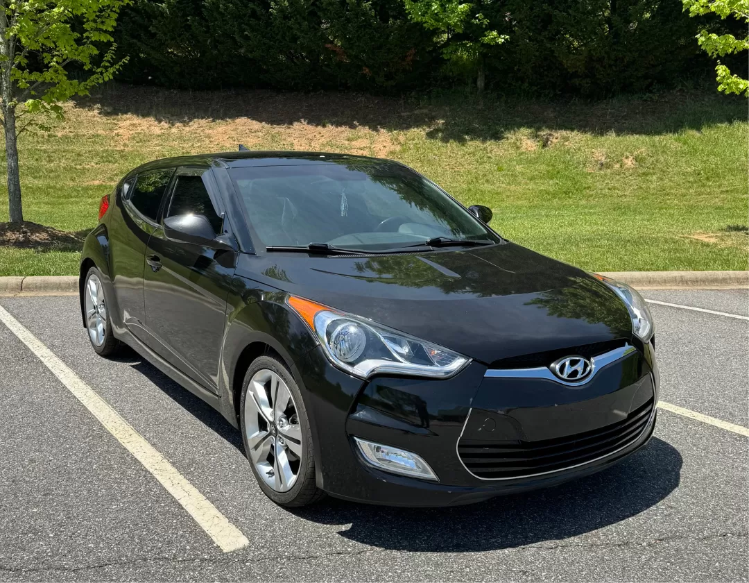 2017 HYUNDAI VELOSTER $10,500 VIN:   KMHTC6AD2GU281080 Mileage: 69,728  Features:   1.6L I4, A/C, Power Windows, Locks, Tilt Wheel, Cruise Control, Audio Am/FM/ Stereo, Automatic Transmission, and Back Up Camera.