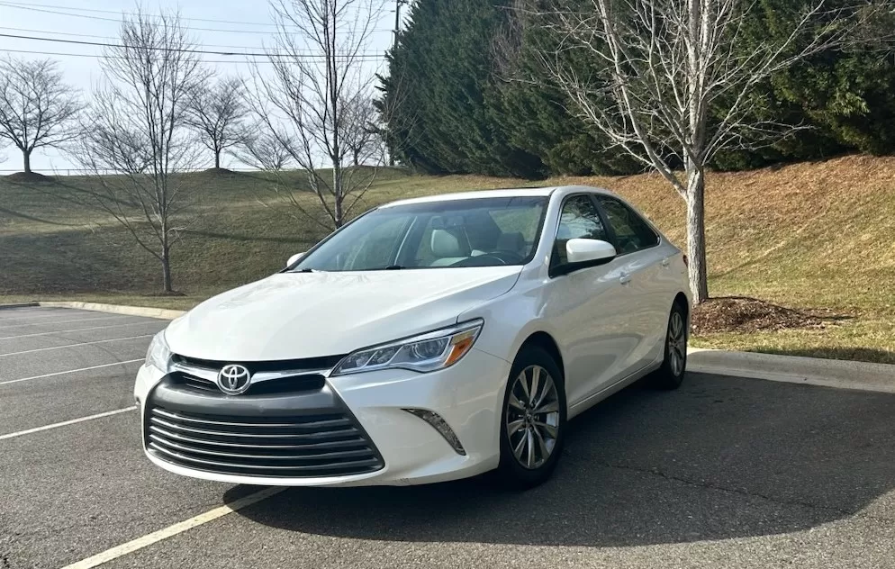 Used car for sale. 2016 Toyota Camry $22,444 VIN: 4T1BK1FK1GU571755 Mileage: 21,786 Features:   3.5L V6, A/C, Power Windows, Locks, Tilt Wheel, Cruise Control, Audio Am/FM/ Stereo, and Manual Transmission, and Alloy Wheels.